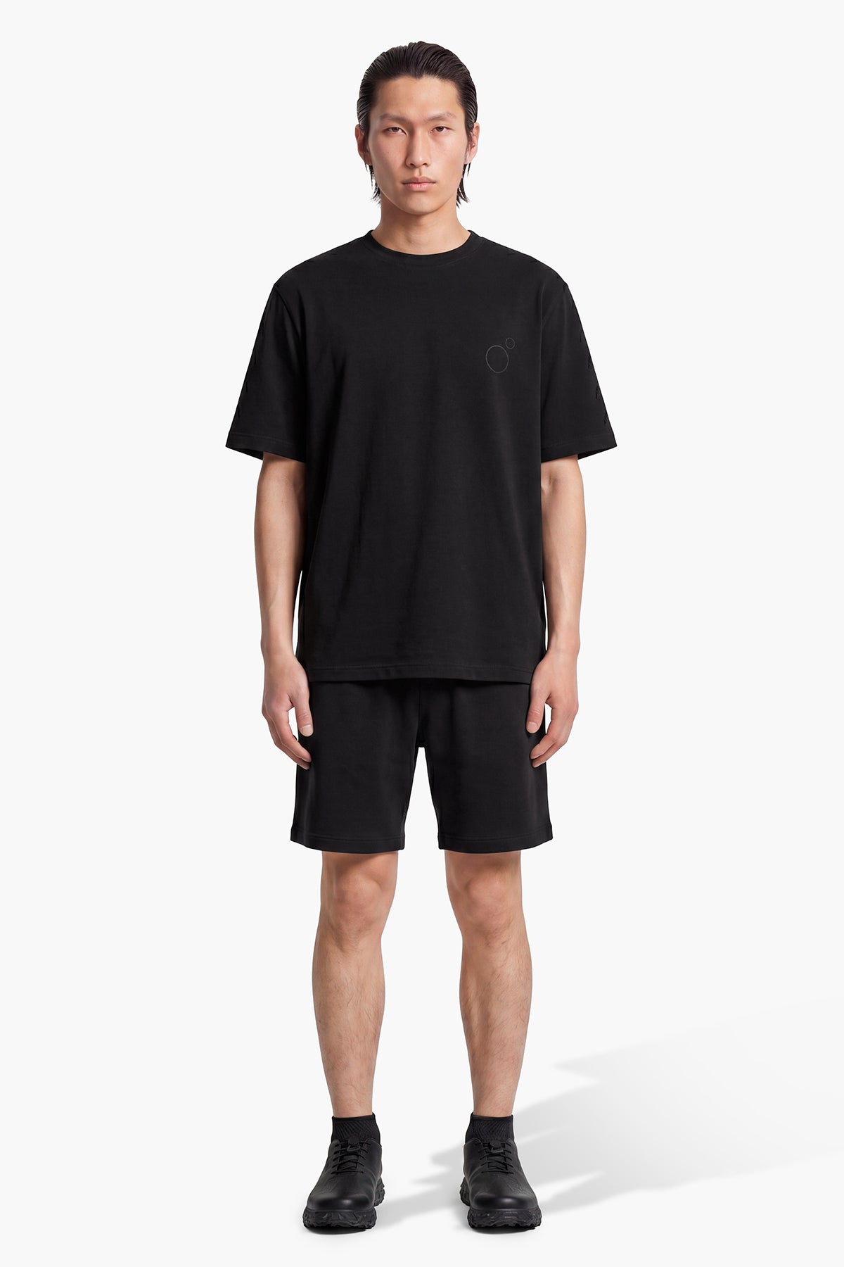 BASE T-SHIRT - BLACK