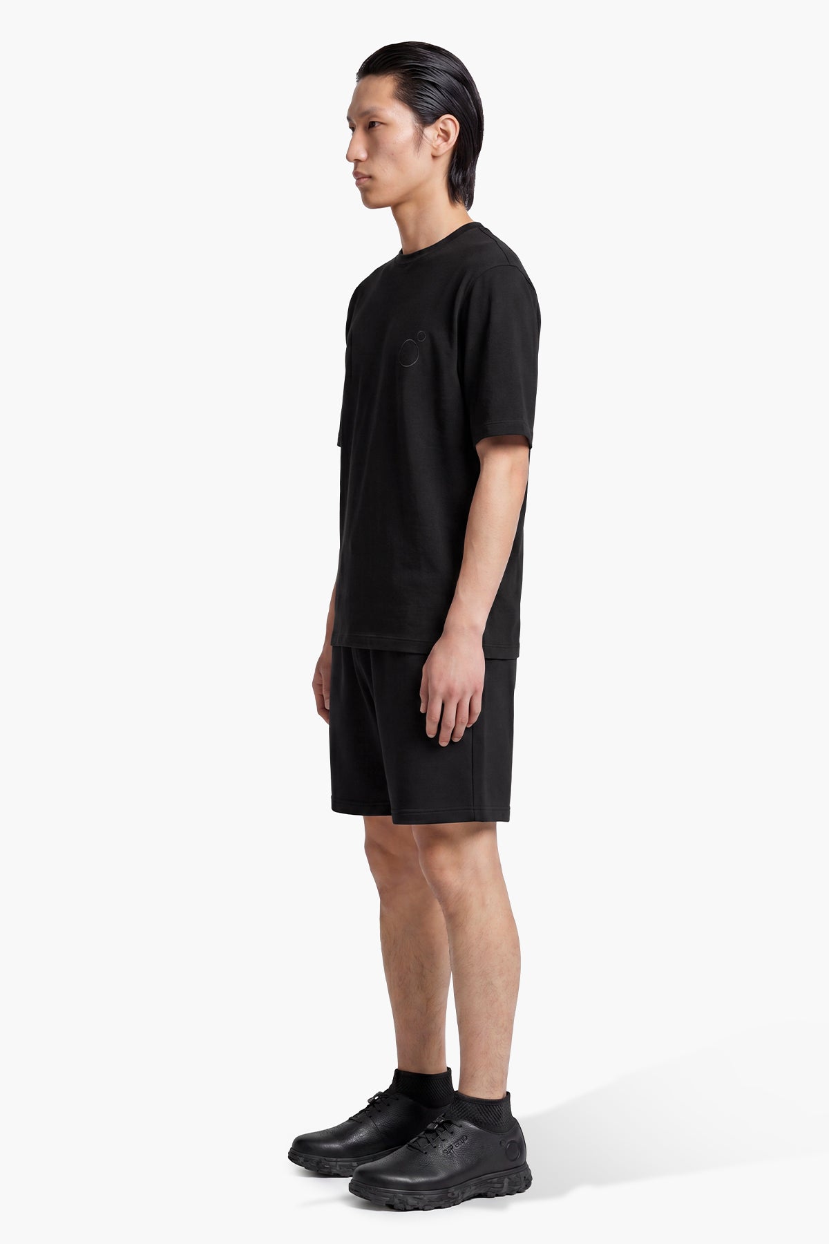 BASE T-SHIRT - BLACK