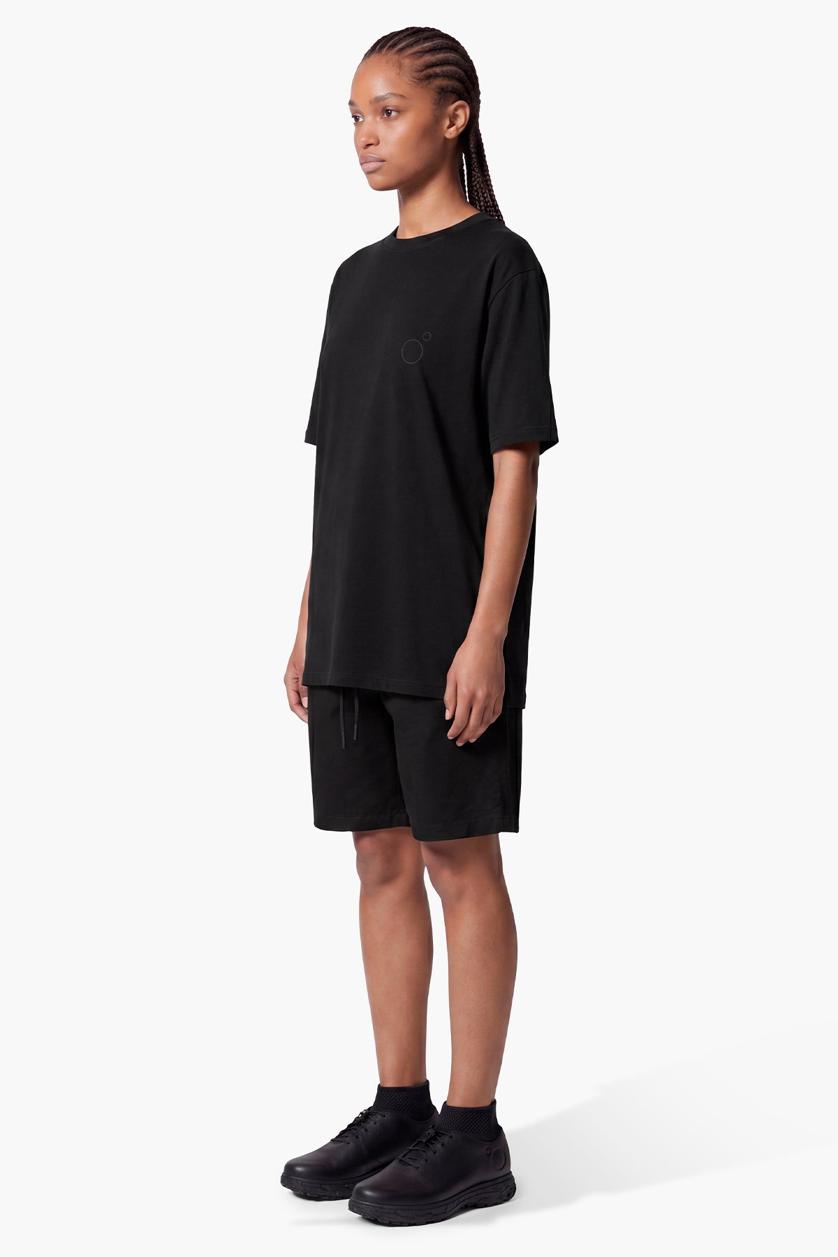 BASE T-SHIRT - BLACK
