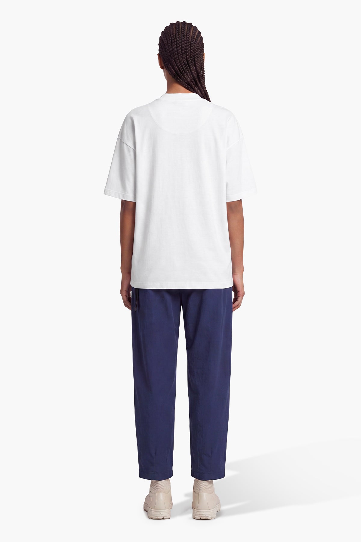 BASE V T-SHIRT - WHITE