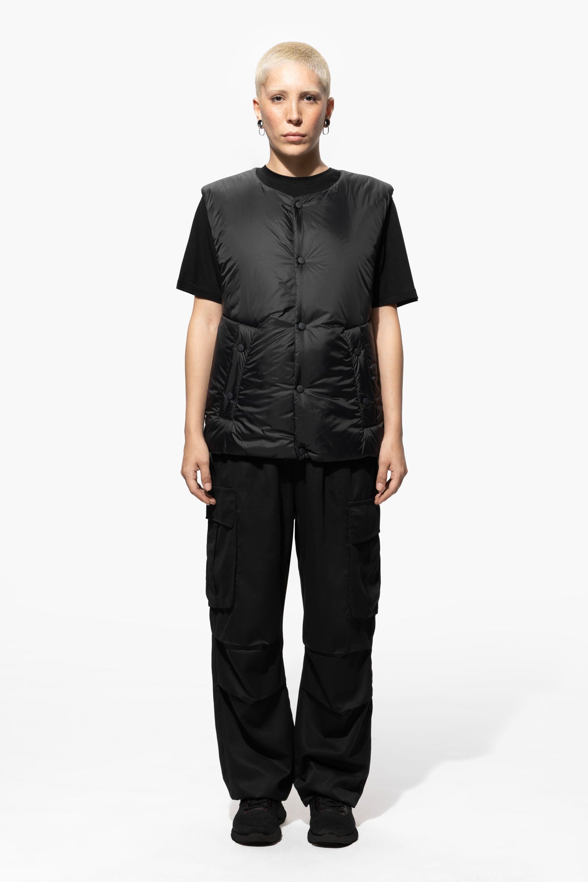 BASE PADDING VEST - BLACK