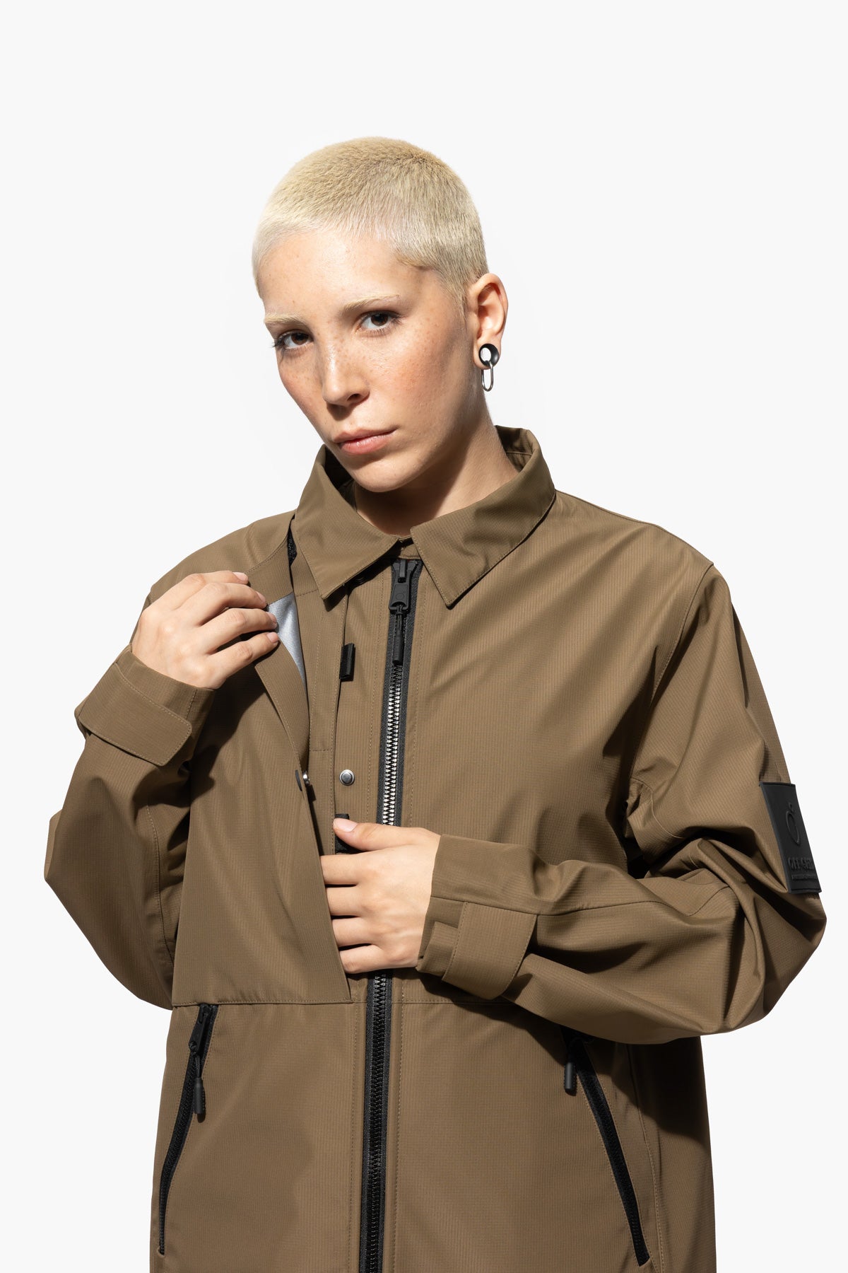 DYNAMIC TRENCH - MILITARY GREEN