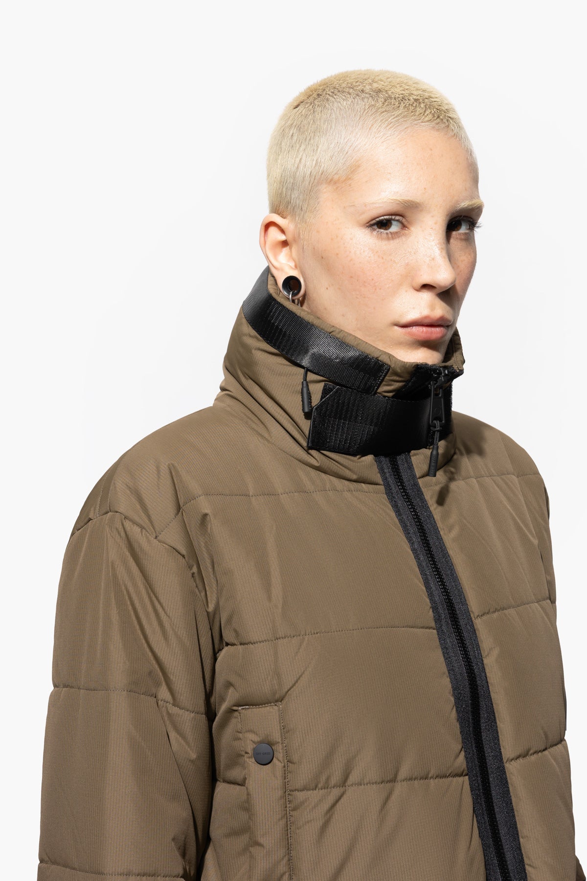 FANTASTIC PADDING JACKET - MILITARY GREEN