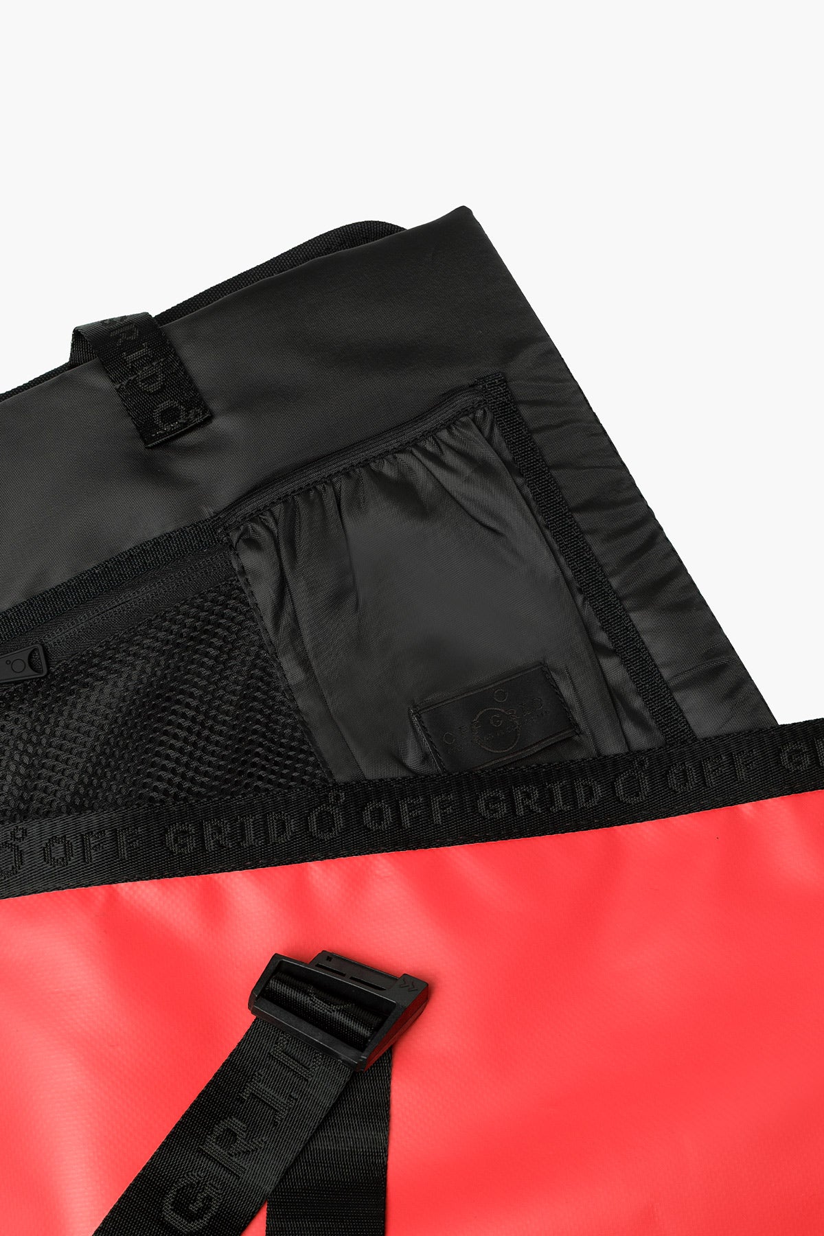 INSULATOR BACKPACK - RED