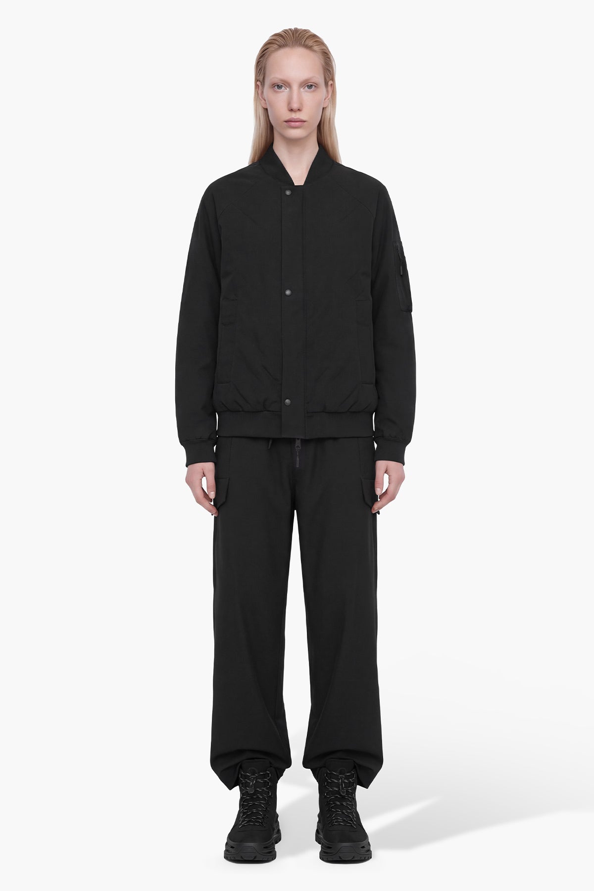 MUSTER STEPPJACKE - SCHWARZ